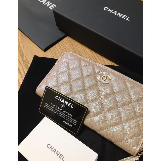 シャネル BOY CHANEL 長財布 2019SS限定 ジップ ウォレット