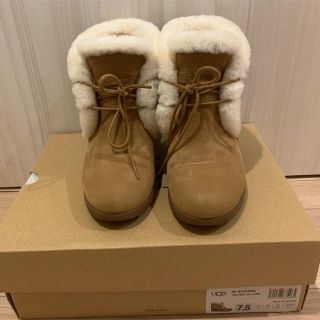 アグ(UGG)のアグ UGG 1017421 W JEOVANA （チェスナット）(ブーツ)