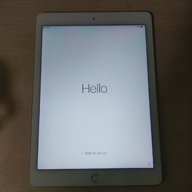iPad Air2 64G シルバー Apple auタブレット