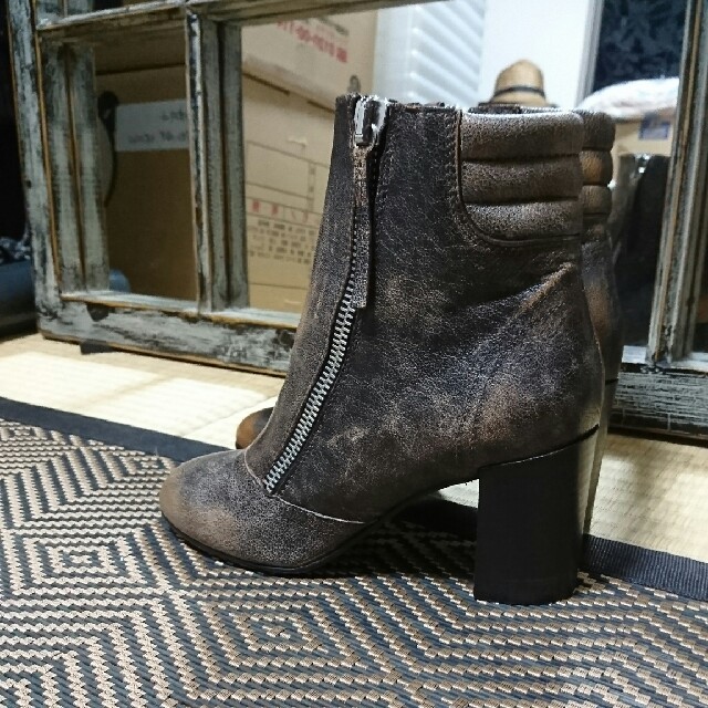 DIESEL(ディーゼル)のnana's shop様専用 レディースの靴/シューズ(ブーツ)の商品写真