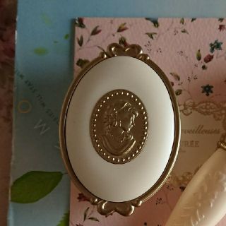 レメルヴェイユーズラデュレ(Les Merveilleuses LADUREE)の【専用】メルベーユLADUREE チーク(チーク)