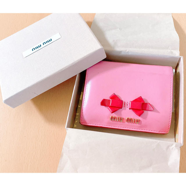 miumiu(ミュウミュウ)のmiumiu 財布　リボン　ピンク　正規品 レディースのファッション小物(財布)の商品写真