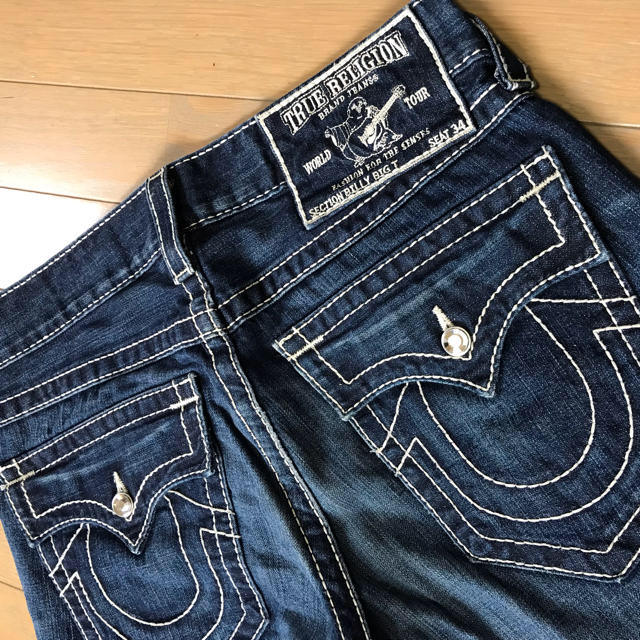 TRUE RELIGION BILLY SUPER T size32