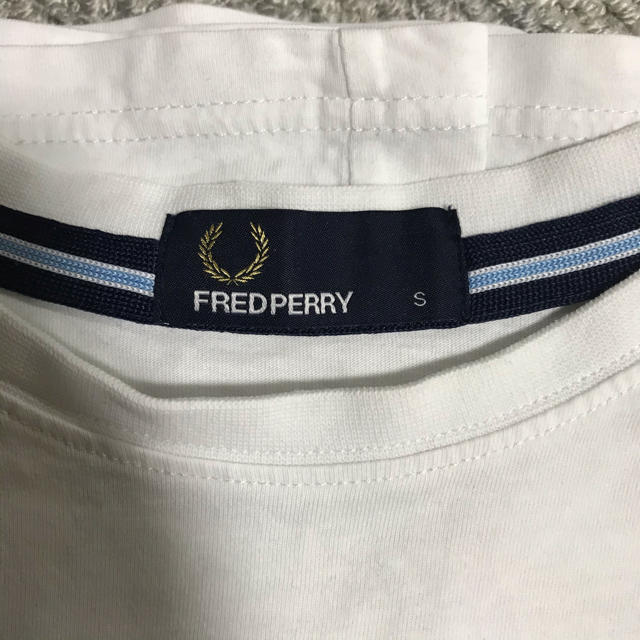 FRED PERRY(フレッドペリー)のフレッドペリー　Tシャツ メンズのトップス(Tシャツ/カットソー(半袖/袖なし))の商品写真