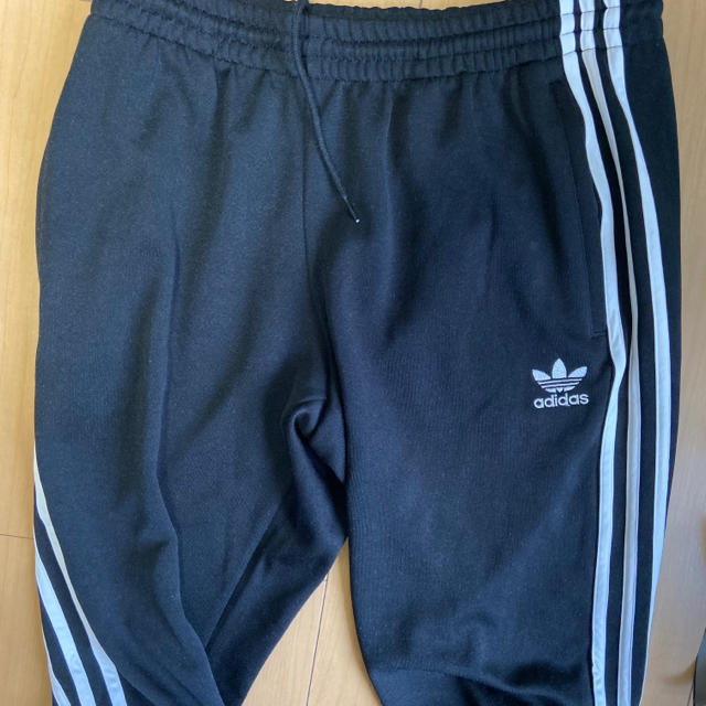 adidas(アディダス)のアディダス　トラックパンツ　スウェット  ジャージ メンズのパンツ(その他)の商品写真