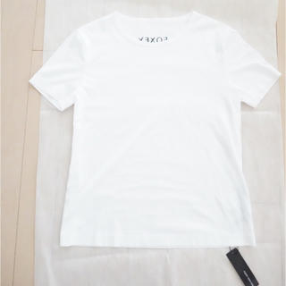 フォクシー(FOXEY)のフォクシー  白Tシャツ  38(Tシャツ(半袖/袖なし))