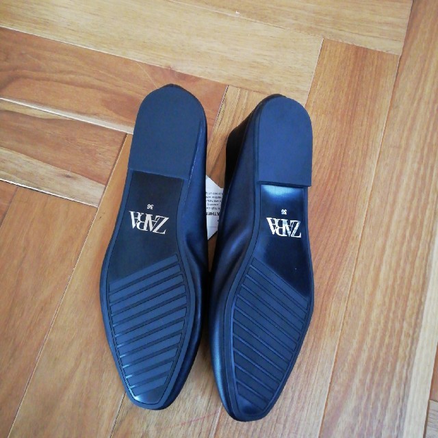 ZARA(ザラ)のzara　ソフトレザー バレエシューズ　36　黒 レディースの靴/シューズ(バレエシューズ)の商品写真