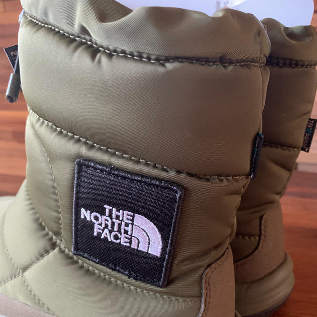 THE NORTH FACE(ザノースフェイス)のノースフェイス  ヌプシブーティー レディースの靴/シューズ(ブーツ)の商品写真