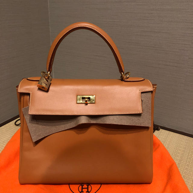 エルメス ケリー28 内縫い 美品  99van様専用 レディースのバッグ(ハンドバッグ)の商品写真