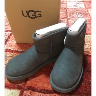 アグ(UGG)の【新品未使用】 UGG クラシックミニII グレー US6 23cm(ブーツ)