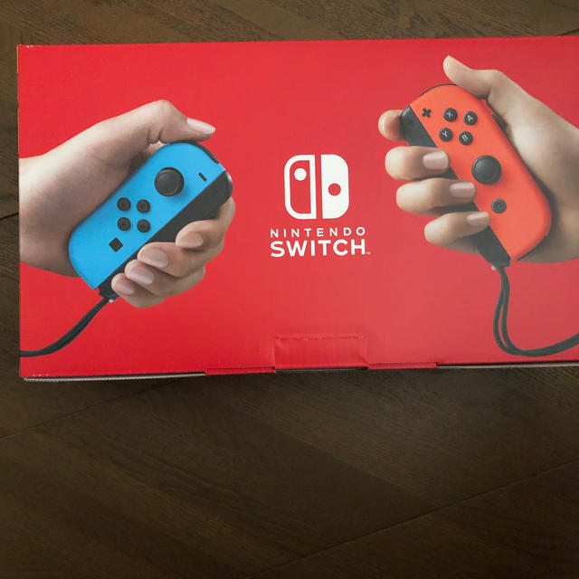 Nintendo Switch(ニンテンドースイッチ)のニンテンドースイッチ新型 エンタメ/ホビーのゲームソフト/ゲーム機本体(家庭用ゲーム機本体)の商品写真