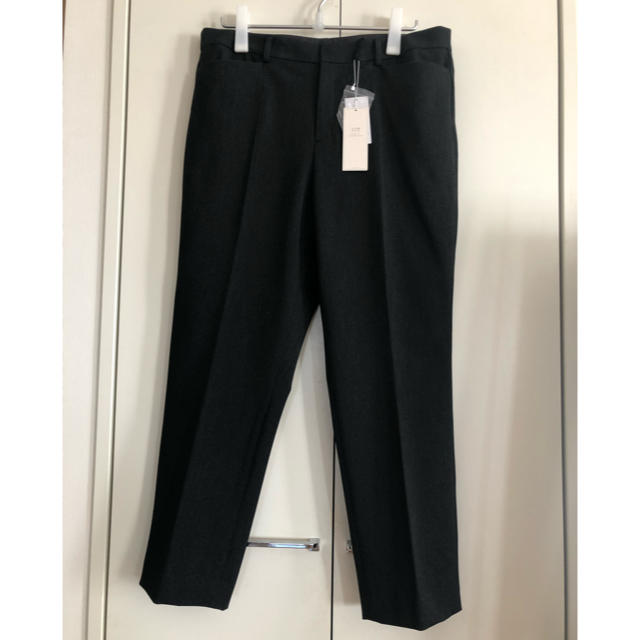 新品タグ付き✨】23区ストレッチテーパードパンツ チャコールグレー