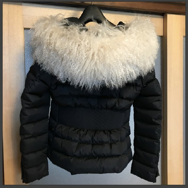 MONCLER(モンクレール)のパピーさん レディースのジャケット/アウター(ダウンジャケット)の商品写真