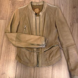 ベルシュカ(Bershka)のライダーズジャケット　ノーカラー(ライダースジャケット)