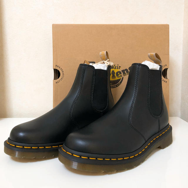 Dr.Martens(ドクターマーチン)のドクターマーチン イエローステッチ サイドゴアブーツ UK9 28cm メンズの靴/シューズ(ブーツ)の商品写真