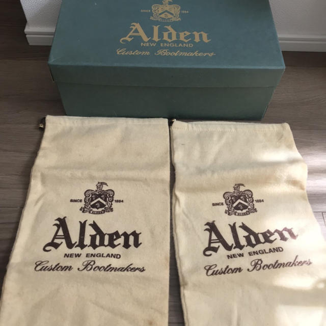 Alden(オールデン)の美中古◆ALDEN オールデン 563 コードバン タッセルローファー 7D  メンズの靴/シューズ(ドレス/ビジネス)の商品写真