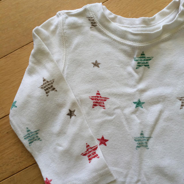 babyGAP(ベビーギャップ)のbabyGap ロンパース ２枚セット キッズ/ベビー/マタニティのベビー服(~85cm)(ロンパース)の商品写真