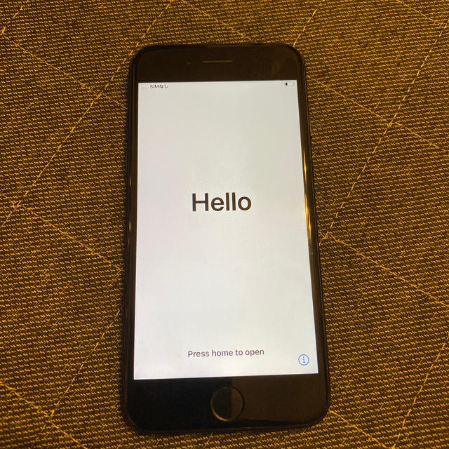 iPhone7  SIM Free! 2