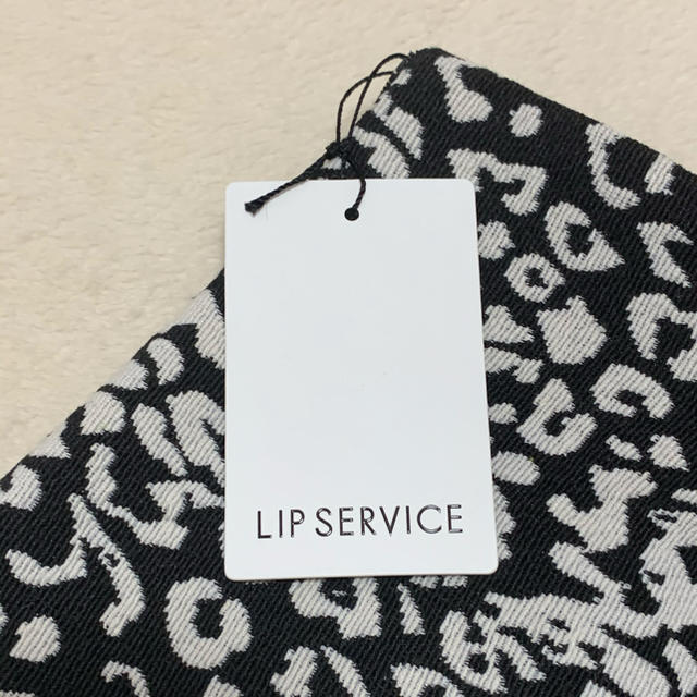 LIP SERVICE(リップサービス)のLIP SERVICE レオパード柄タイトスカート レディースのスカート(ミニスカート)の商品写真