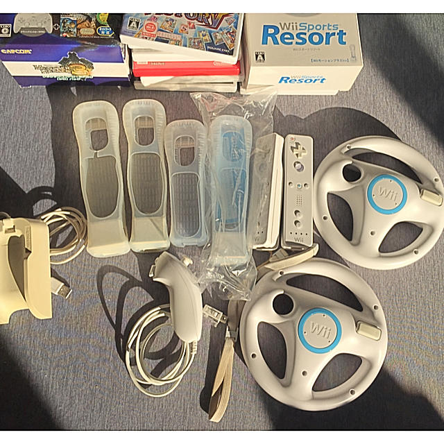 Wii(ウィー)の専用Wii リモコンソフトまとめ売り エンタメ/ホビーのゲームソフト/ゲーム機本体(家庭用ゲームソフト)の商品写真
