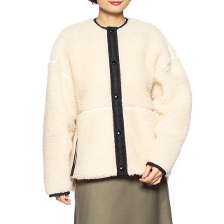 ハイク(HYKE)のHYKE 19AW ボアジャケット 1 新品(ノーカラージャケット)