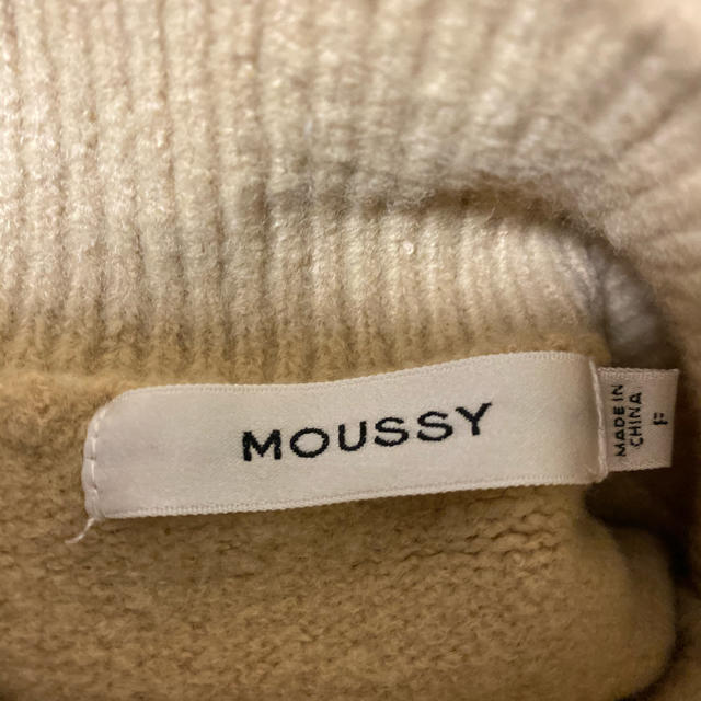 moussy(マウジー)のmoussy ニットワンピース レディースのワンピース(ひざ丈ワンピース)の商品写真