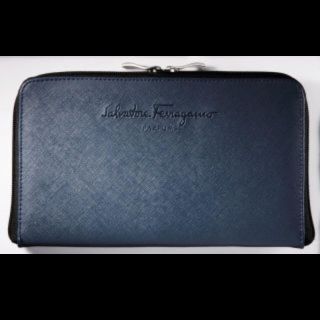 サルヴァトーレフェラガモ(Salvatore Ferragamo)のサルヴァトーレフェラガモ マルチケース(その他)