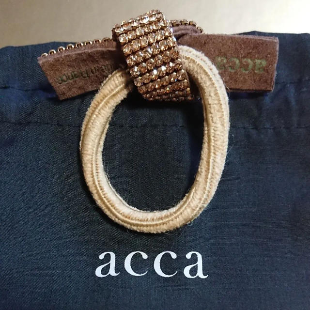 acca(アッカ)のアッカ リボンヘアゴム《専用》 レディースのヘアアクセサリー(ヘアゴム/シュシュ)の商品写真