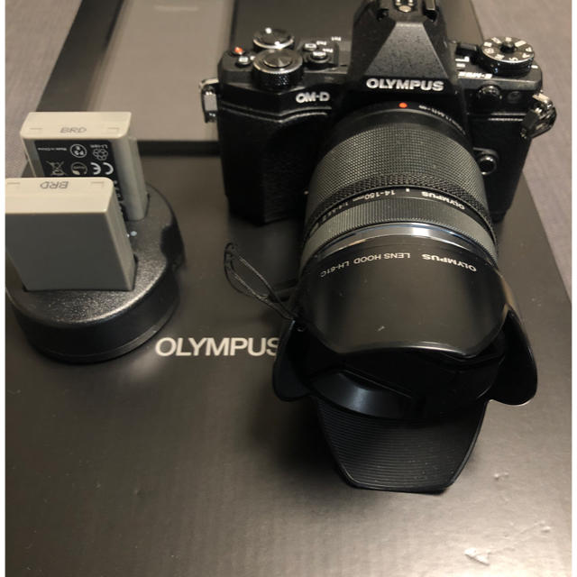 日本最級 非常に良い OLYMPUS ミラーレス一眼カメラ OM-D E-M5 MarkIII 14-150mmIIレンズキット シルバー 