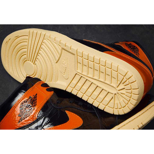 NIKE(ナイキ)のNIKE AIR JORDAN1 SHATTERED BACKBOARD 3.0 メンズの靴/シューズ(スニーカー)の商品写真