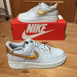 ナイキ(NIKE)のAIR FORCE 1 07 メタリック(スニーカー)