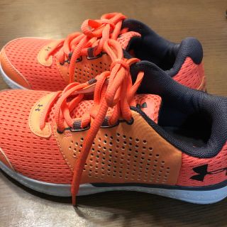 アンダーアーマー(UNDER ARMOUR)のアンダーアーマースニーカー(スニーカー)