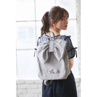 トッコ(tocco)の💚新品未使用💚トッコクローゼット ビジュー付きビッグリボンナイロンリュック(リュック/バックパック)