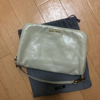 ミュウミュウ(miumiu)のナナイロ様専用(クラッチバッグ)