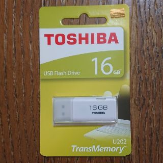 トウシバ(東芝)の東芝 TOSHIBA 16GB USB2.0 フラッシュメモリ(PC周辺機器)