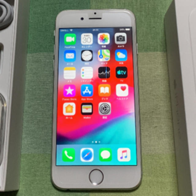 【美品】 iPhone 6 Silver 16 GB docomo