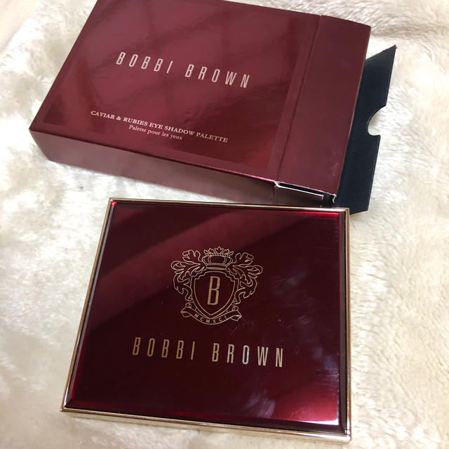 BOBBI BROWN(ボビイブラウン)のBOBBI BROWN キャビア&ルビー アイシャドウ パレット コスメ/美容のベースメイク/化粧品(アイシャドウ)の商品写真