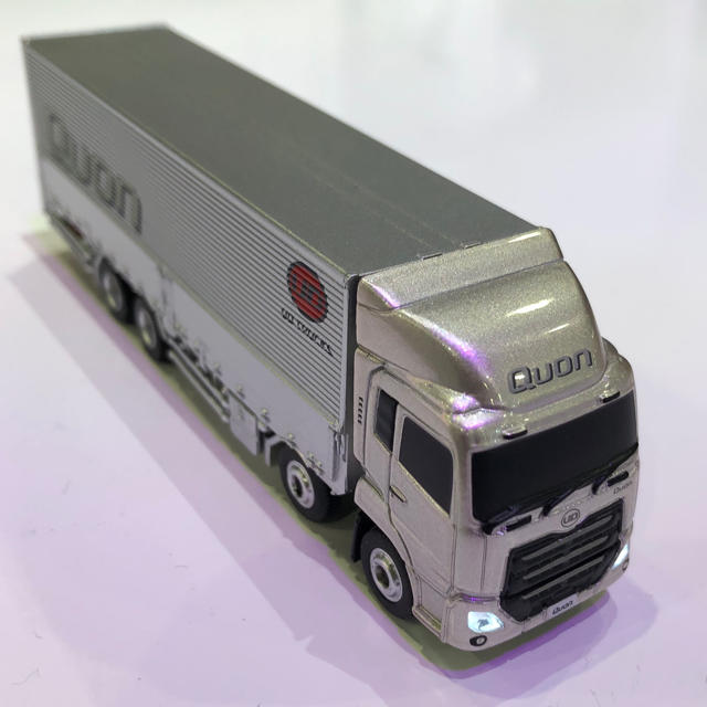 東京モーターショー 2019 UD QUON クオン 限定ミニカー エンタメ/ホビーのおもちゃ/ぬいぐるみ(ミニカー)の商品写真