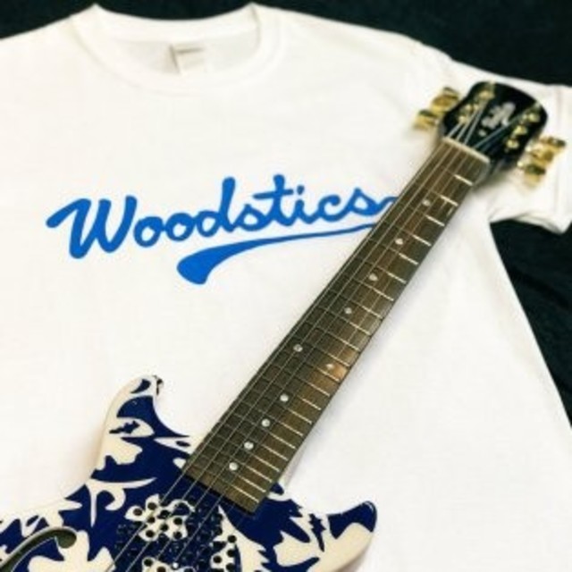 Woodstics Tシャツ