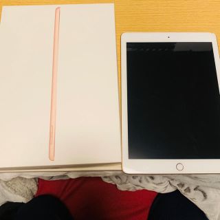 アイパッド(iPad)のiPad 第6世代 Wi-Fiモデル 128GB(タブレット)