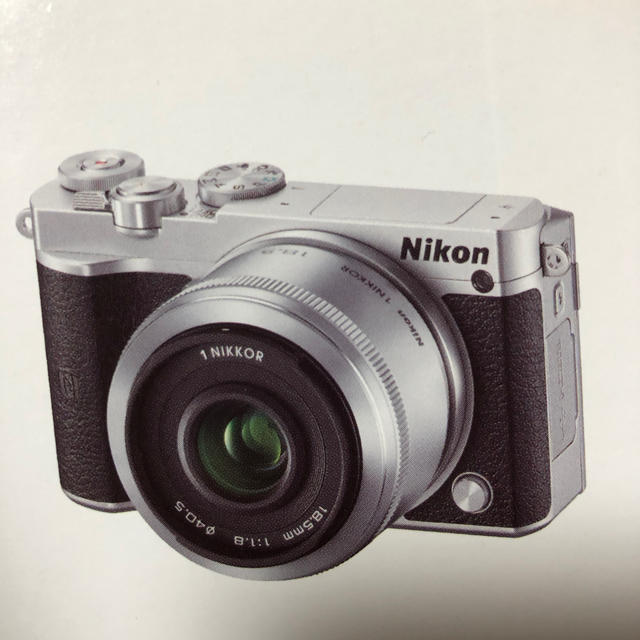 ミラーレス一眼Nikon1 J5 ダブルレンズセット