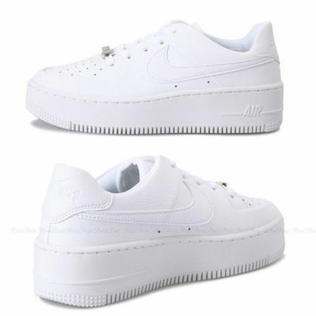 NIKE(ナイキ)の23cm AIRFORCE 1 SAGE LOW ウィメンズ エアフォース1 レディースの靴/シューズ(スニーカー)の商品写真