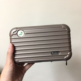 リモワ(RIMOWA)の☆非売品☆EVA航空ファーストクラス限定リモワポーチ ブラウン ホワイト グレー(旅行用品)