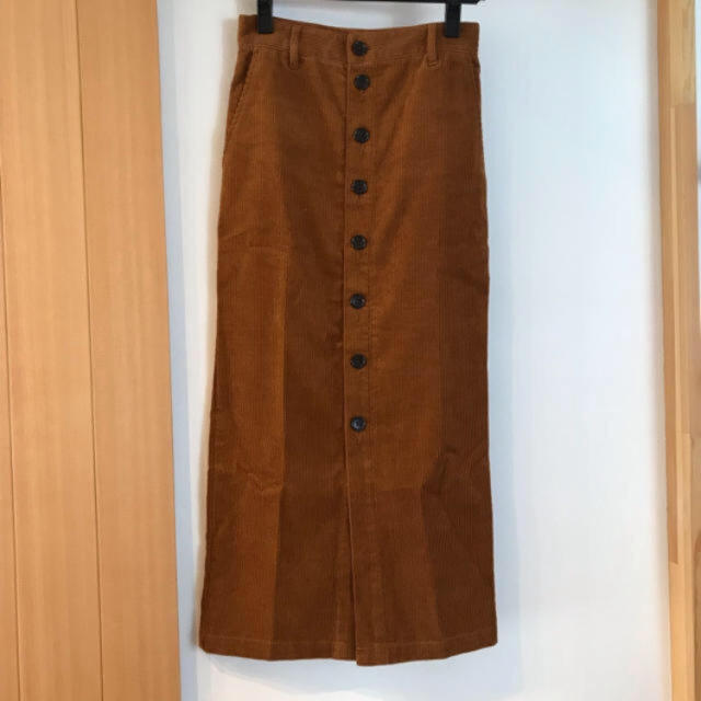 IENA(イエナ)のIENA イエナ ロングスカート コーデュロイ ブラウン レディースのスカート(ロングスカート)の商品写真