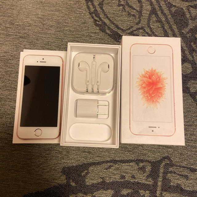 ❕即日発送❕iPhone se 64GB SIMフリー❕