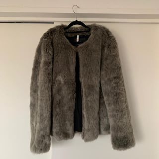 andgirl掲載♡ZARA♡エコファーノーカラーコート♡