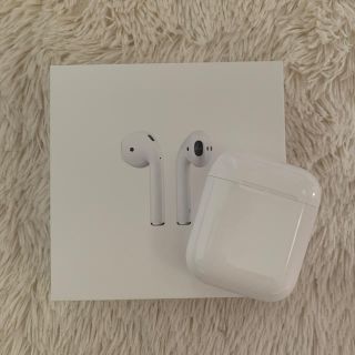 アップル(Apple)のAirPods2(ヘッドフォン/イヤフォン)