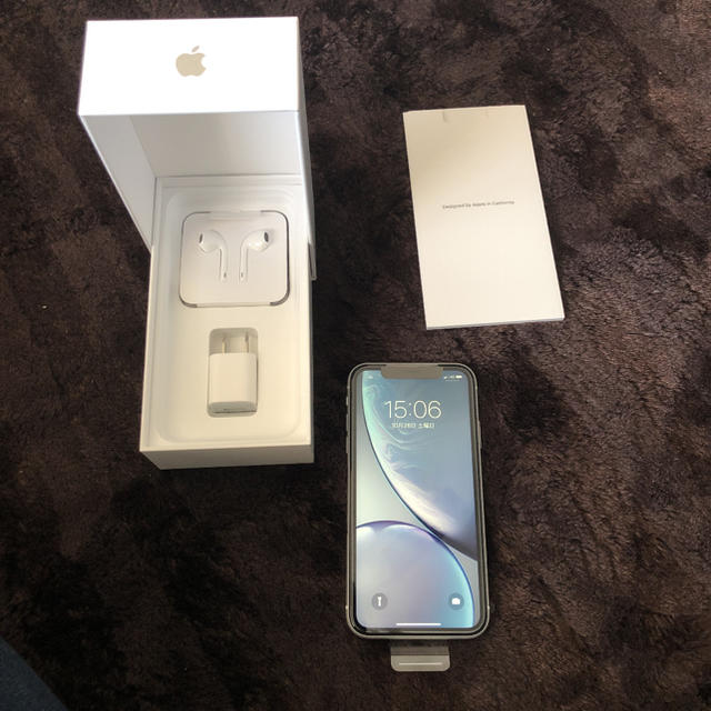 【キャリア】 Apple - iPhone XR White 64 GB auの通販 by ぽりんきー's shop｜アップルならラクマ みです