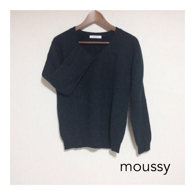 moussy(マウジー)のmoussyＶネックニット✨ レディースのトップス(Tシャツ(長袖/七分))の商品写真