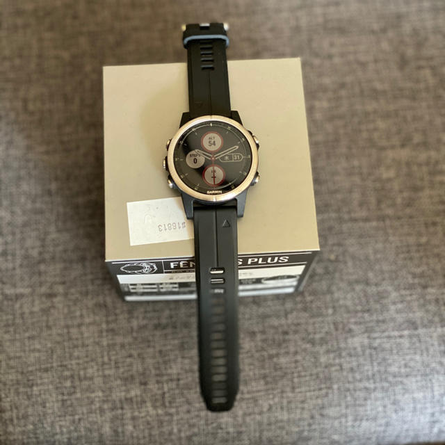 GARMIN(ガーミン)のGARMIN ガーミン　FENIX 5S PLUS メンズの時計(腕時計(デジタル))の商品写真